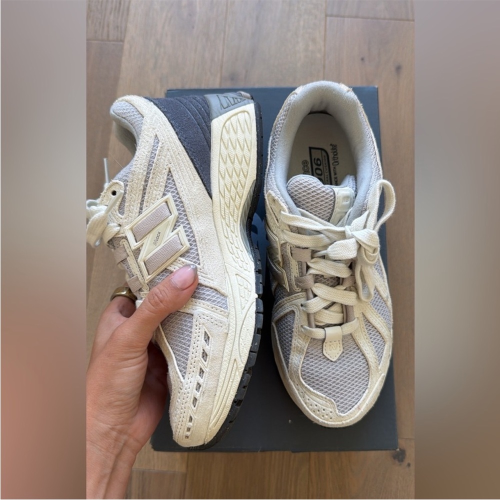 New Balance Cream and Gray Athletic Shoes - Picture 2 of 3